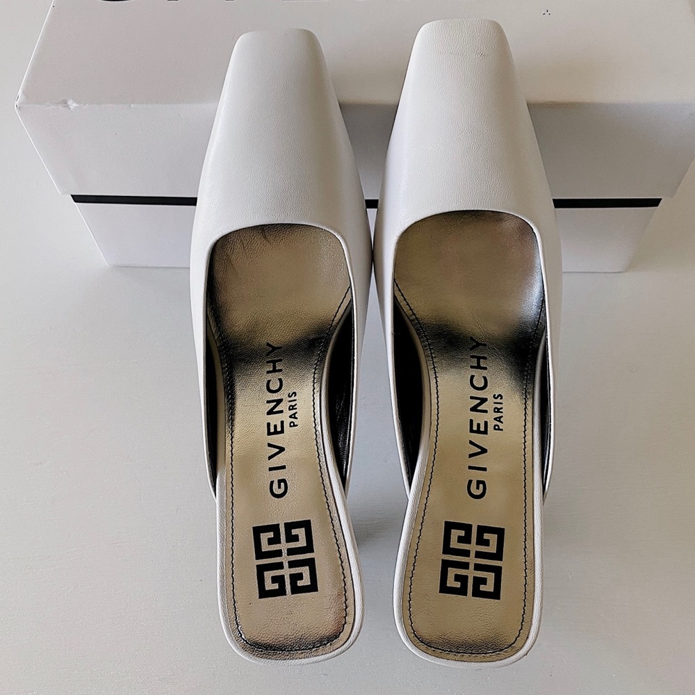 ✨New GIVENCHY Look Book Leather Heel Mules Size 38 - Picture 7 of 13